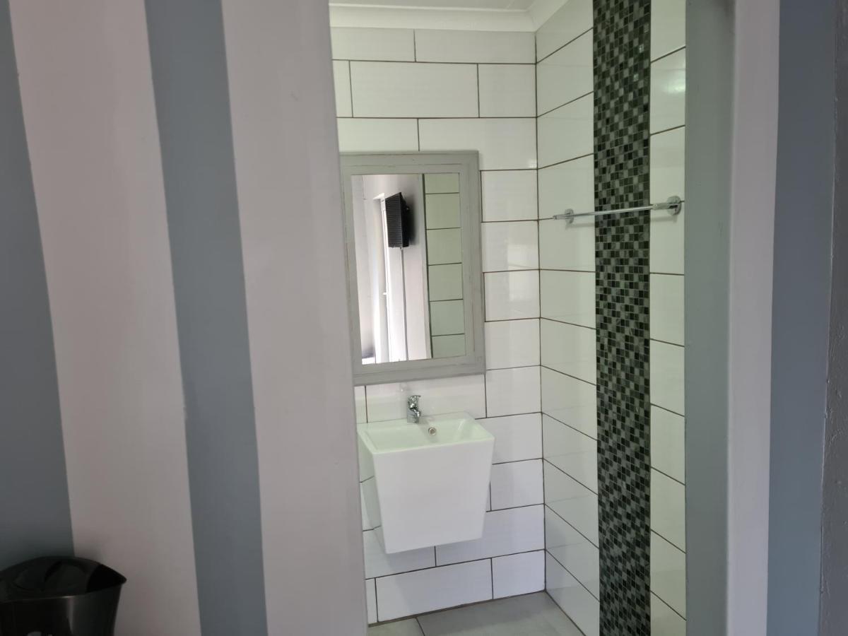 Berry Lane Guesthouse Kroonstad Esterno foto