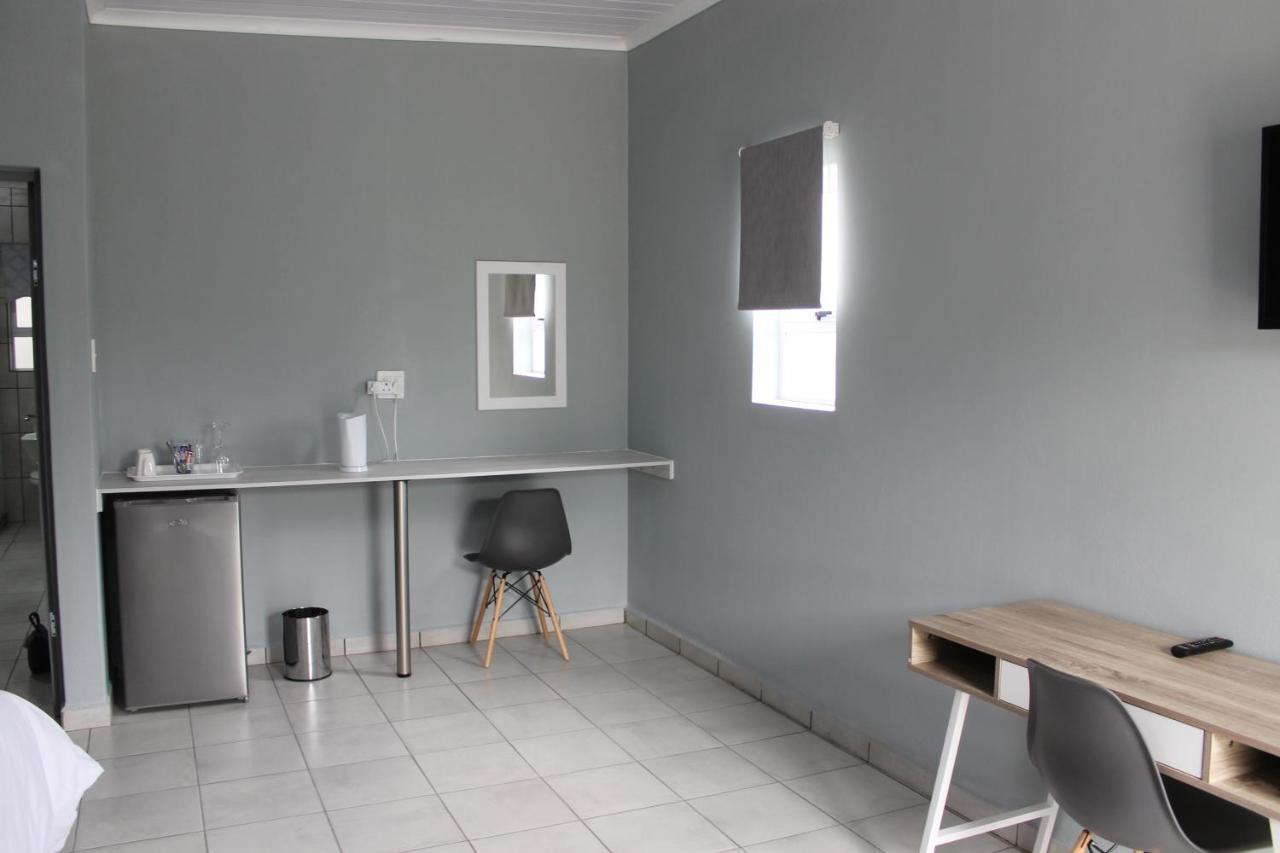 Berry Lane Guesthouse Kroonstad Esterno foto