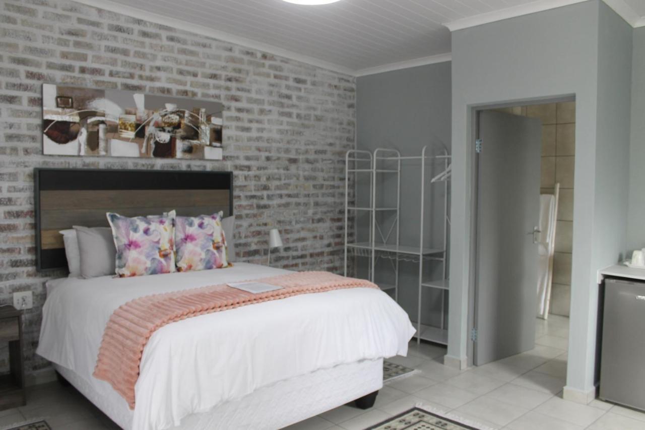 Berry Lane Guesthouse Kroonstad Esterno foto