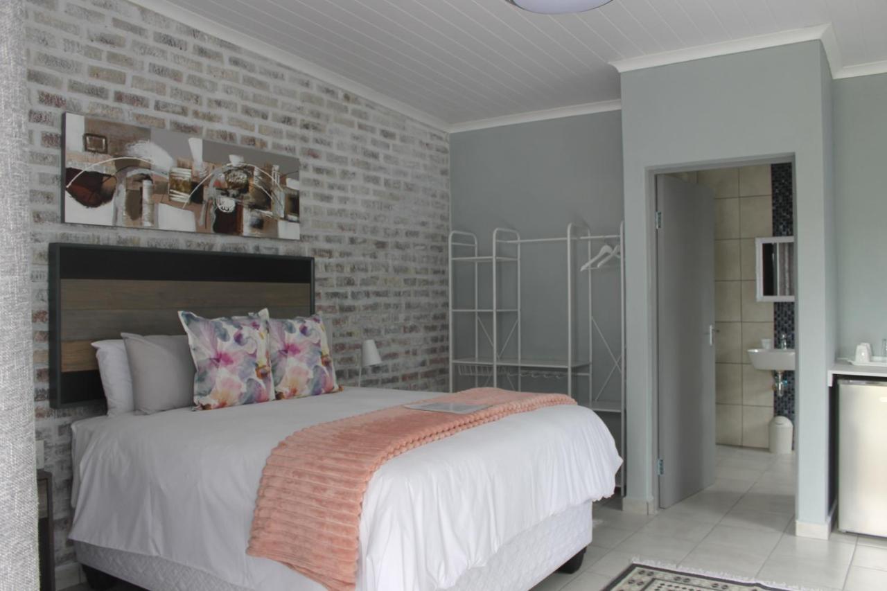 Berry Lane Guesthouse Kroonstad Esterno foto