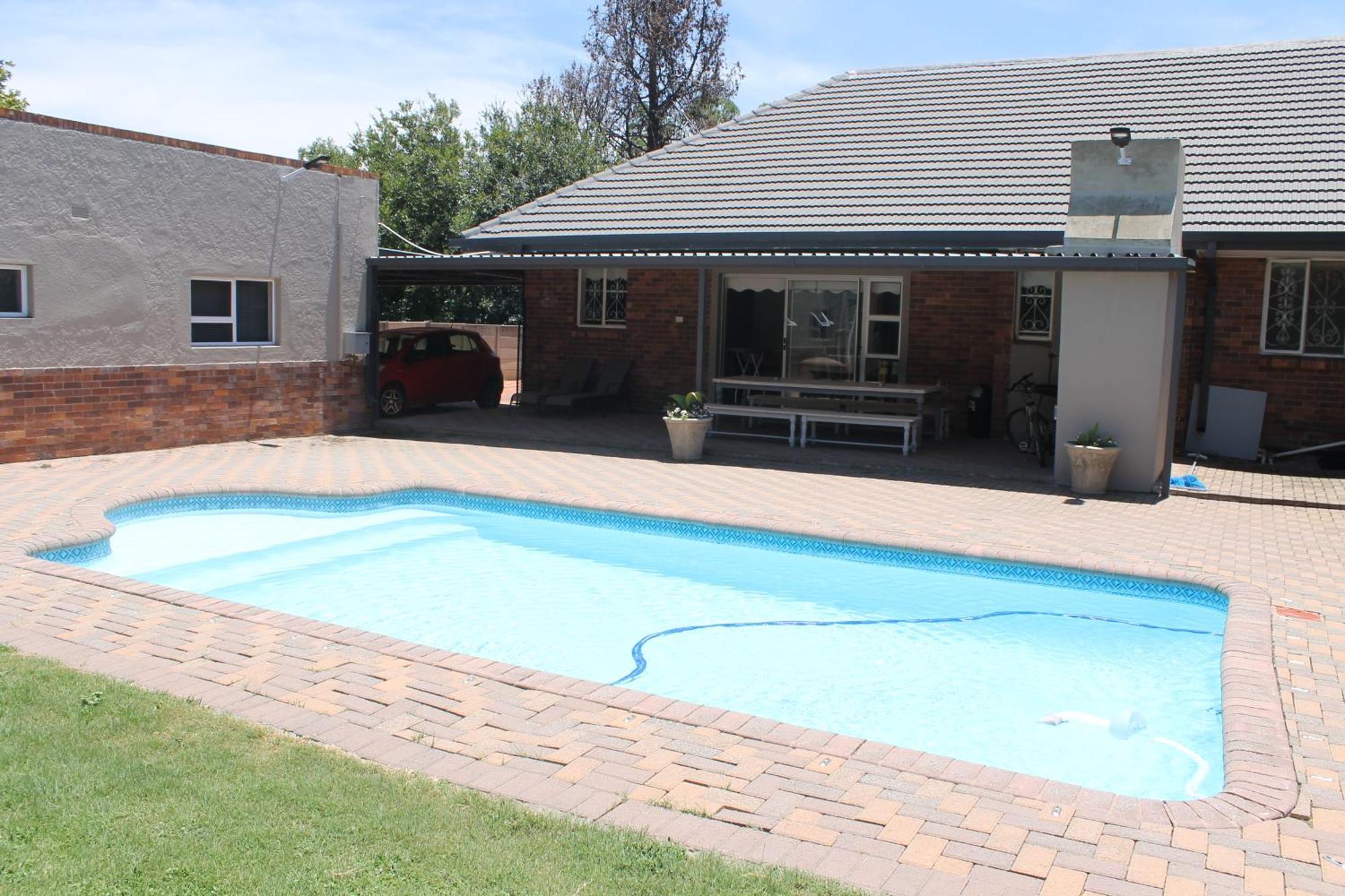 Berry Lane Guesthouse Kroonstad Esterno foto