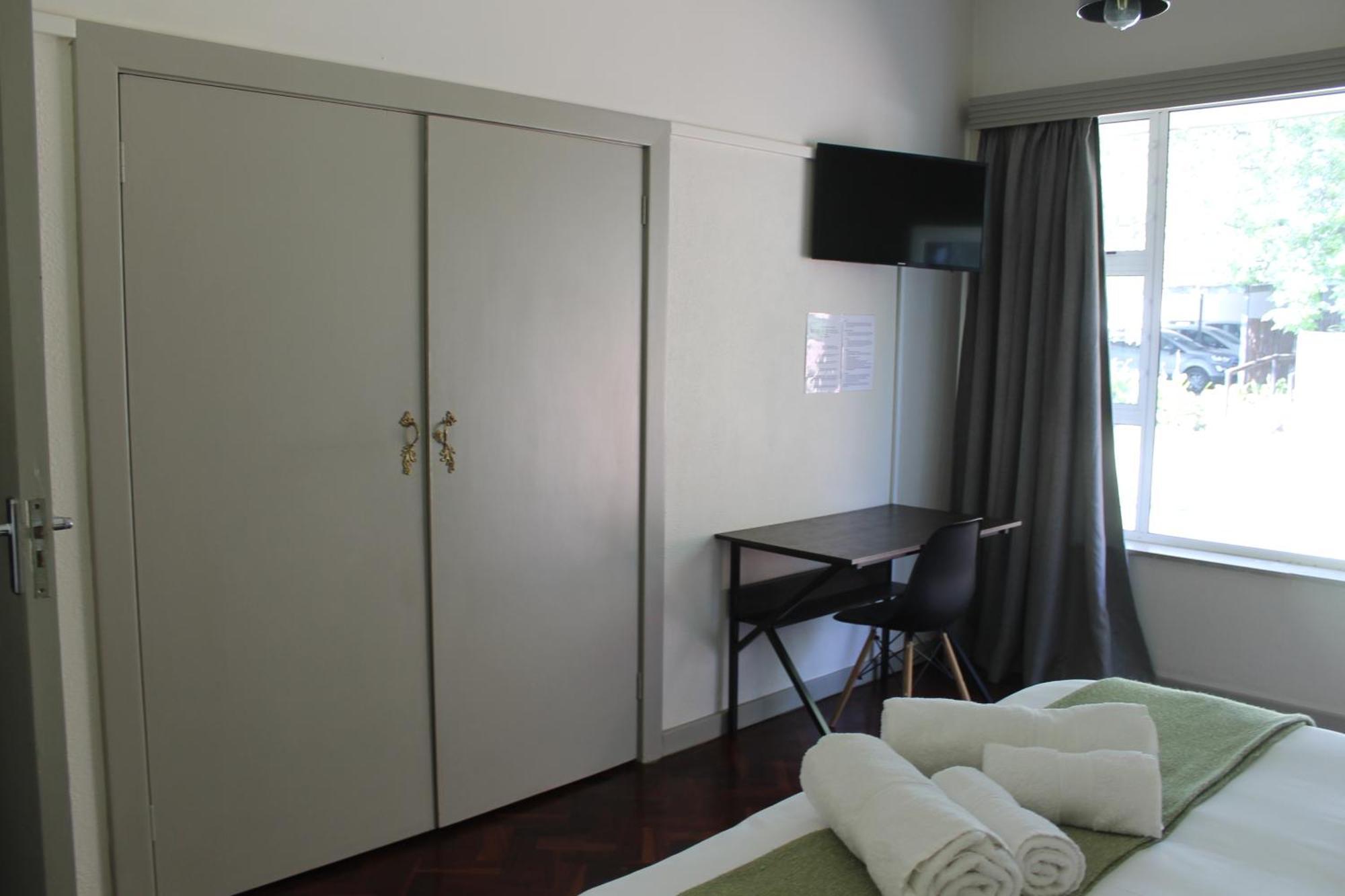 Berry Lane Guesthouse Kroonstad Esterno foto