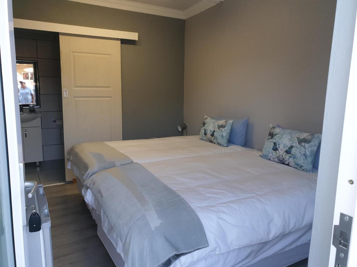 Berry Lane Guesthouse Kroonstad Esterno foto